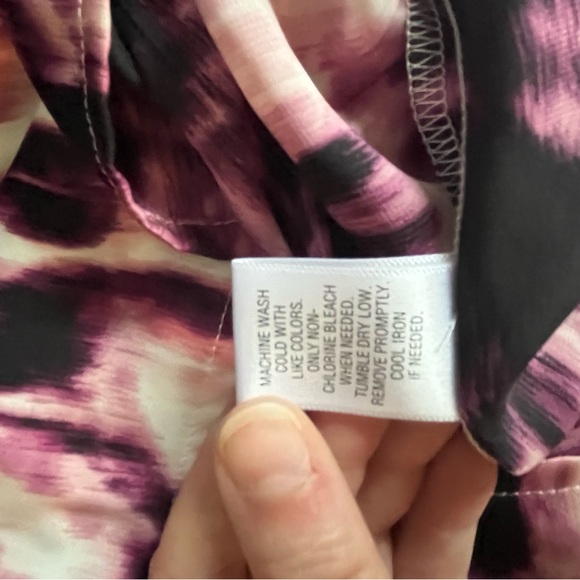 Silky purple tie dye blouse - Picture 6 of 6